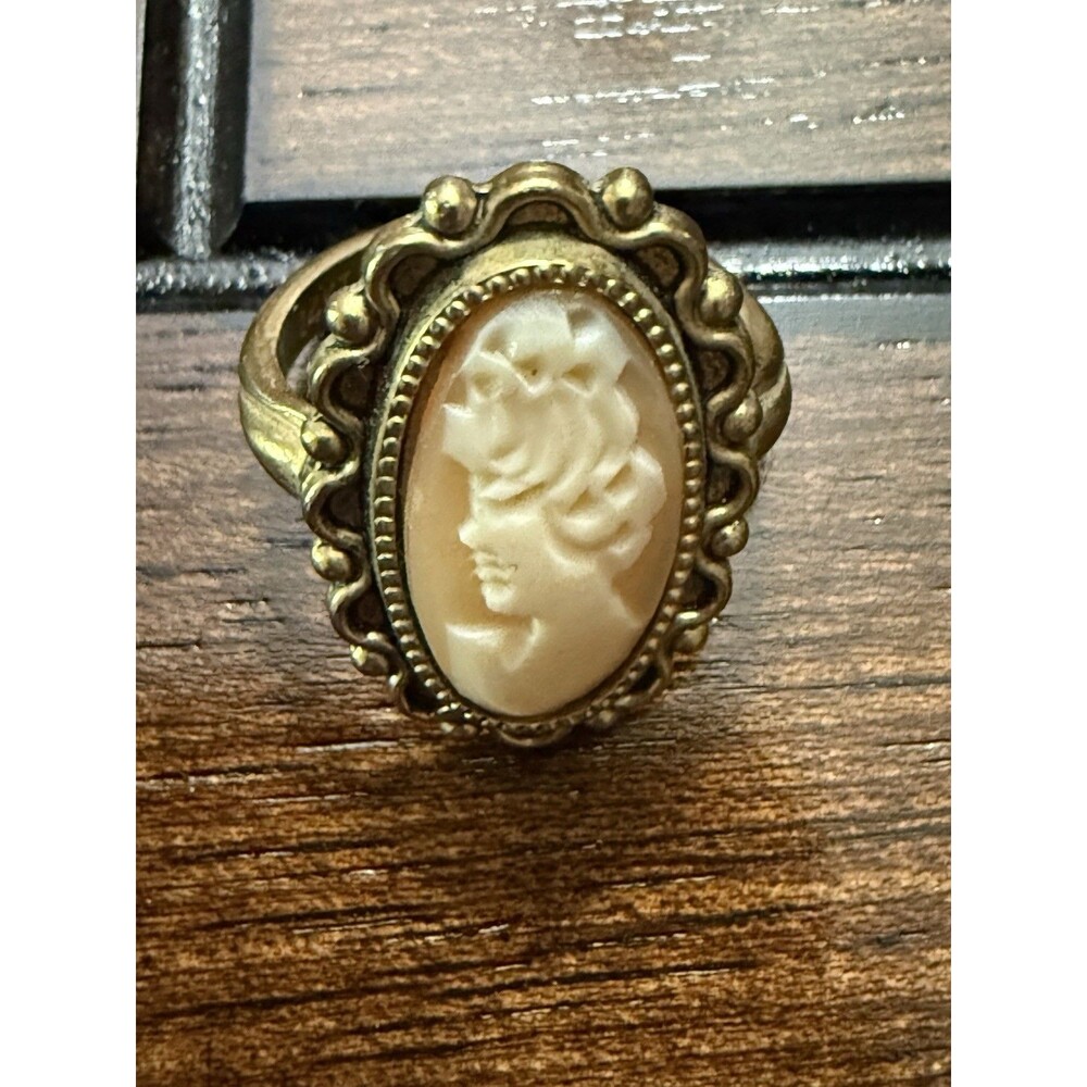 Antique Vintage 14K GE Gold Electroplated Lady Classical Cameo Ring Sz 6